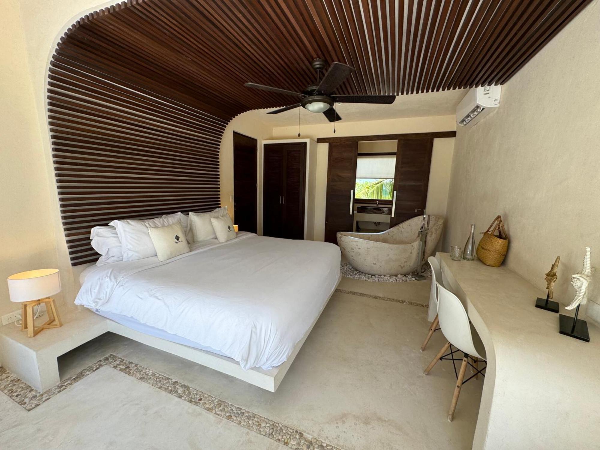Casa Punta Coco & Beach Club (Adults Only) جزيرة هول بوكس المظهر الخارجي الصورة